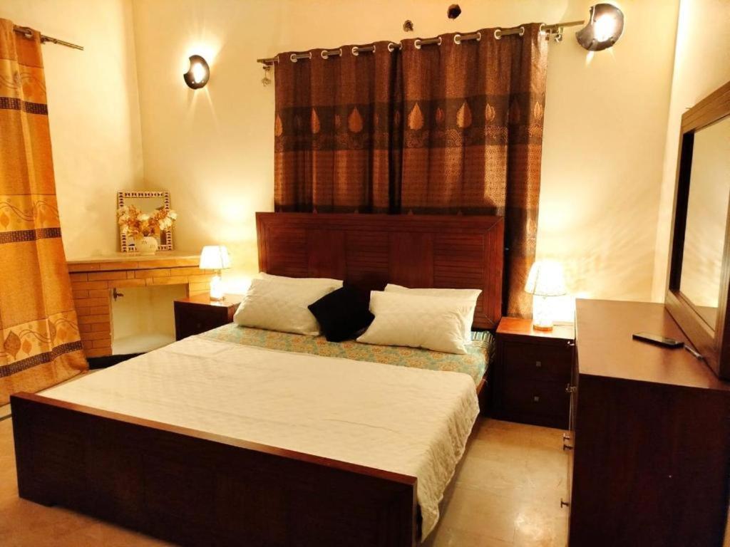 Hotel Royal Residential à Islamabad Extérieur photo